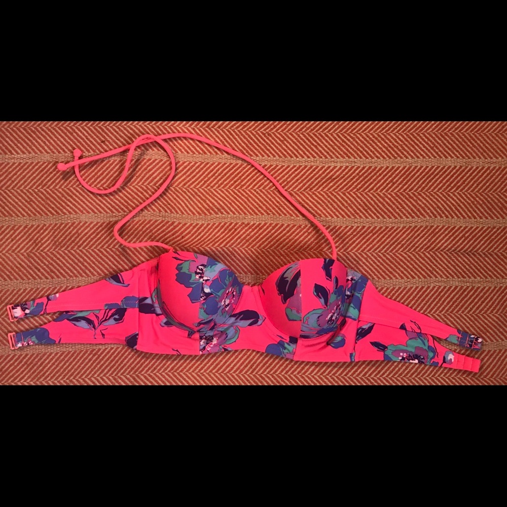 American Eagle Floral Bikini Top (No Bottoms) 👙